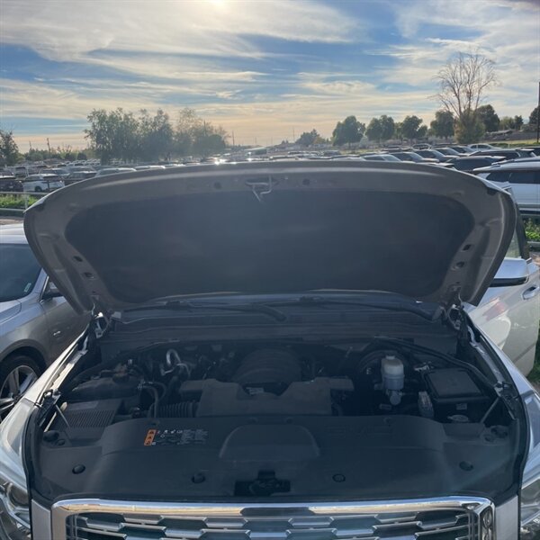 2019 GMC Yukon XL SLE   - Photo 10 - Sherman Oaks, CA 91423