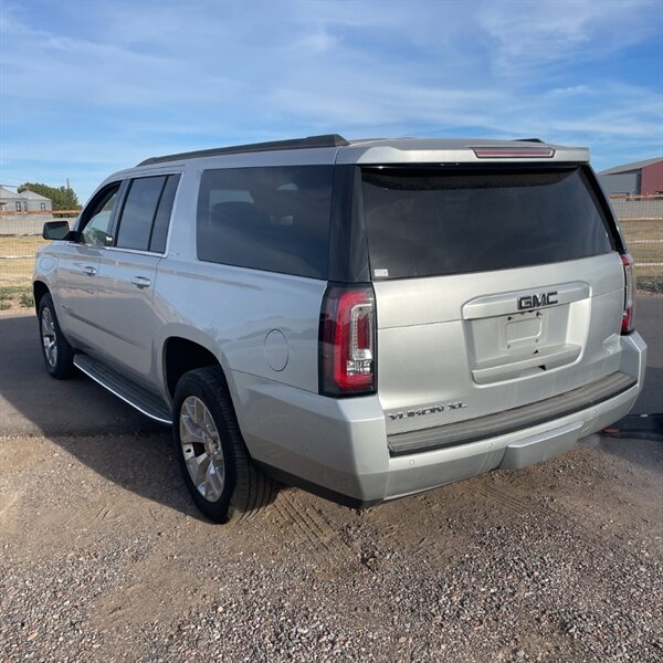 2019 GMC Yukon XL SLE   - Photo 3 - Sherman Oaks, CA 91423