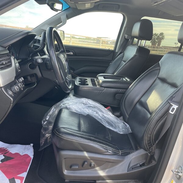 2019 GMC Yukon XL SLE   - Photo 11 - Sherman Oaks, CA 91423