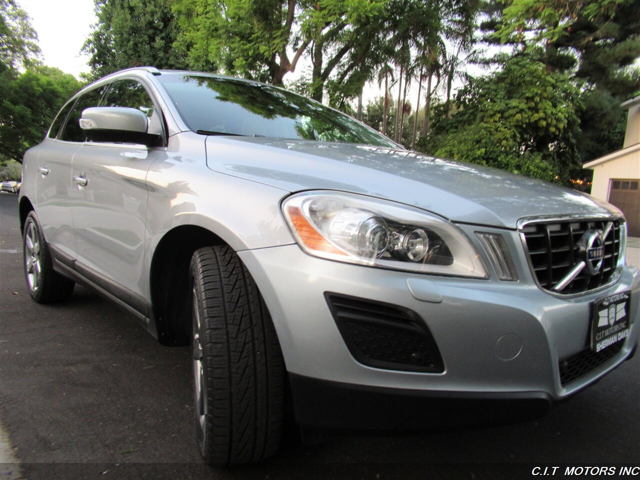 2013 Volvo XC60 3.2   - Photo 41 - Sherman Oaks, CA 91423