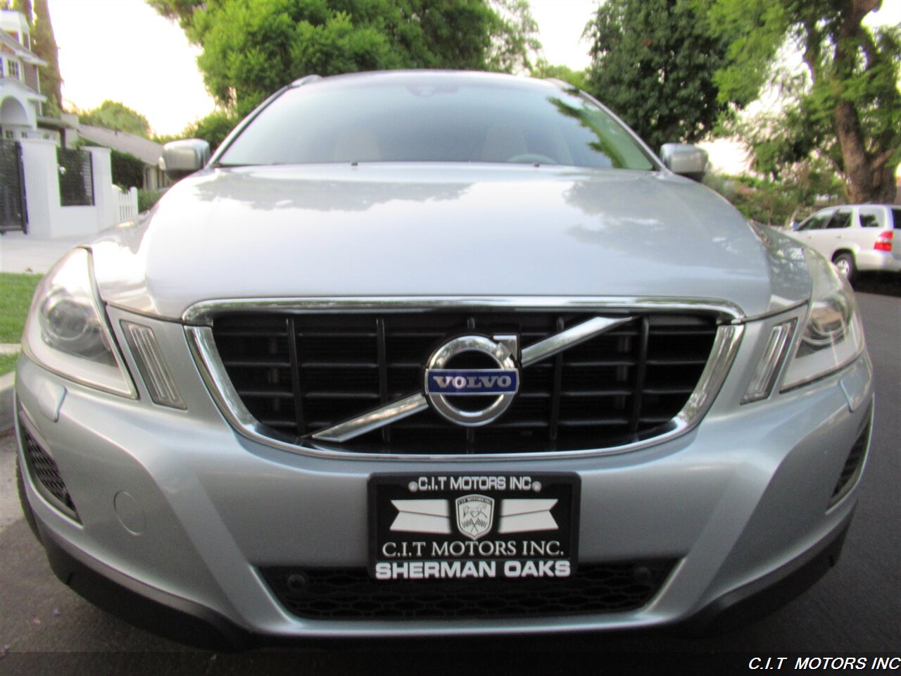 2013 Volvo XC60 3.2   - Photo 40 - Sherman Oaks, CA 91423