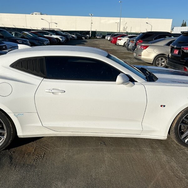 2020 Chevrolet Camaro LS   - Photo 9 - Sherman Oaks, CA 91423