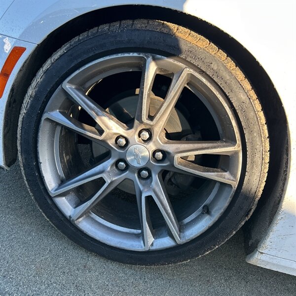 2020 Chevrolet Camaro LS   - Photo 14 - Sherman Oaks, CA 91423