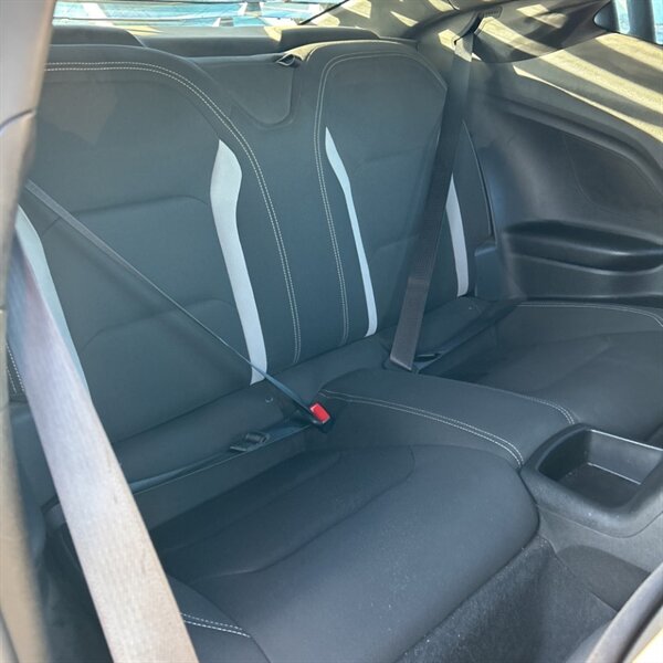 2020 Chevrolet Camaro LS   - Photo 19 - Sherman Oaks, CA 91423