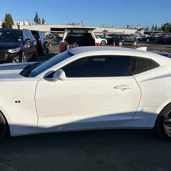 2020 Chevrolet Camaro LS   - Photo 6 - Sherman Oaks, CA 91423