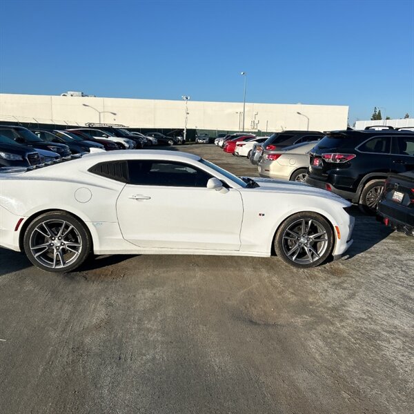 2020 Chevrolet Camaro LS   - Photo 11 - Sherman Oaks, CA 91423