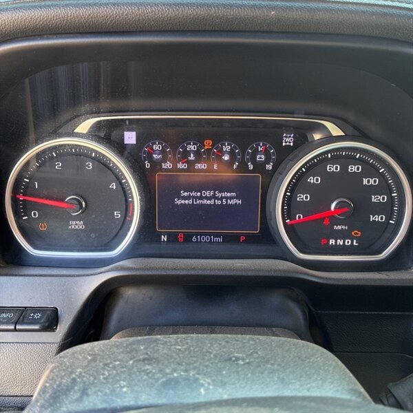 2020 Chevrolet Silverado 3500 High Country   - Photo 19 - Sherman Oaks, CA 91423