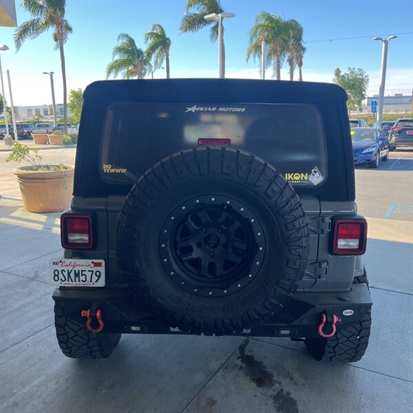 2020 Jeep Wrangler Unlimited Sahara   - Photo 10 - Sherman Oaks, CA 91423