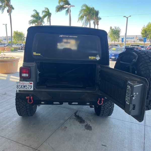 2020 Jeep Wrangler Unlimited Sahara   - Photo 4 - Sherman Oaks, CA 91423