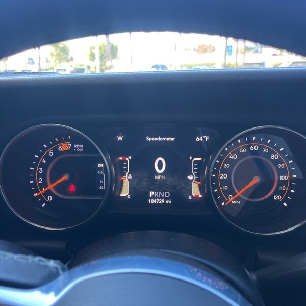 2020 Jeep Wrangler Unlimited Sahara   - Photo 21 - Sherman Oaks, CA 91423