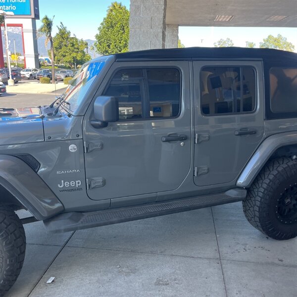 2020 Jeep Wrangler Unlimited Sahara   - Photo 12 - Sherman Oaks, CA 91423