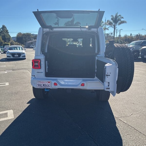 2024 Jeep Wrangler High Altitude 4xe   - Photo 14 - Sherman Oaks, CA 91423