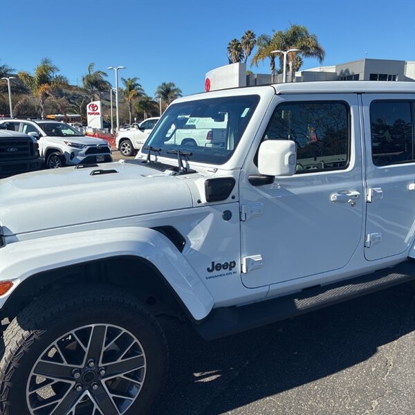 2024 Jeep Wrangler High Altitude 4xe   - Photo 9 - Sherman Oaks, CA 91423