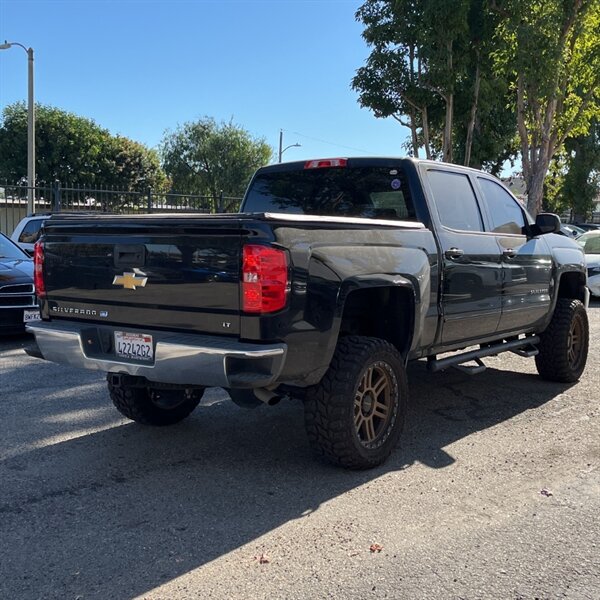 2017 Chevrolet Silverado 1500 LT   - Photo 5 - Sherman Oaks, CA 91423