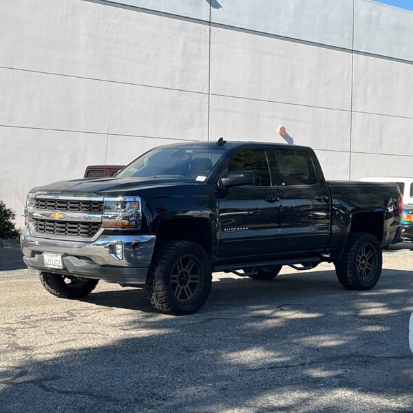 2017 Chevrolet Silverado 1500 LT   - Photo 3 - Sherman Oaks, CA 91423