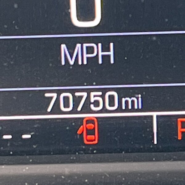 2017 Chevrolet Silverado 1500 LT   - Photo 18 - Sherman Oaks, CA 91423