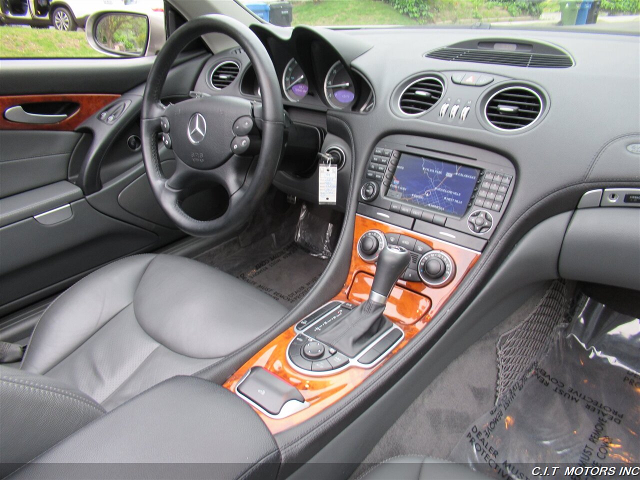 2005 Mercedes-Benz SL 500   - Photo 23 - Sherman Oaks, CA 91423