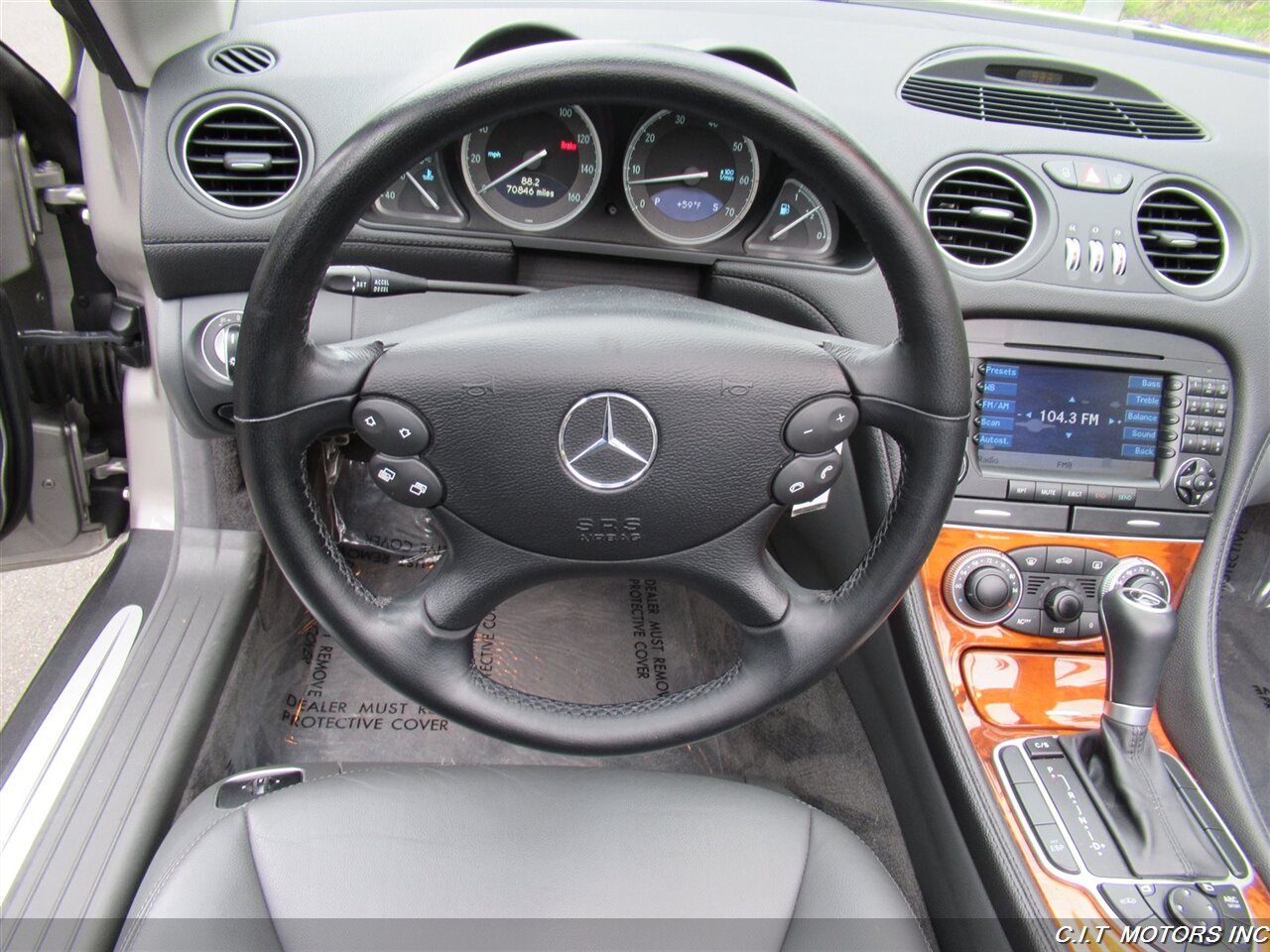 2005 Mercedes-Benz SL 500   - Photo 13 - Sherman Oaks, CA 91423