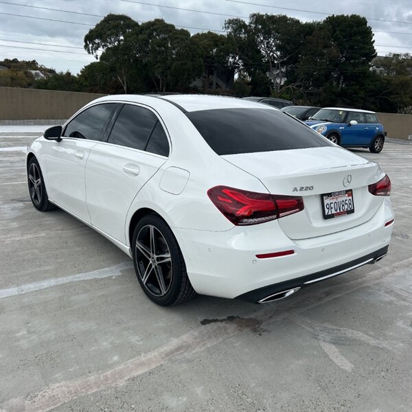 2020 Mercedes-Benz A 220   - Photo 4 - Sherman Oaks, CA 91423