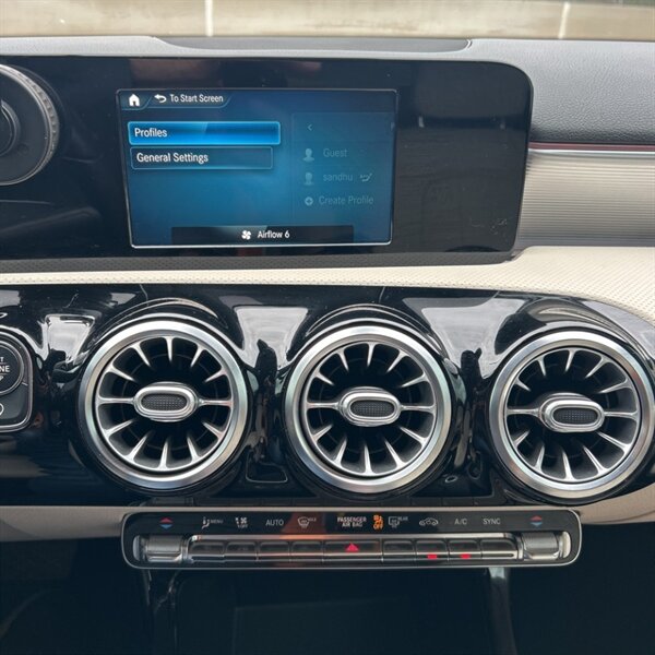 2020 Mercedes-Benz A 220   - Photo 22 - Sherman Oaks, CA 91423