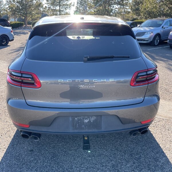 2018 Porsche Macan   - Photo 10 - Sherman Oaks, CA 91423