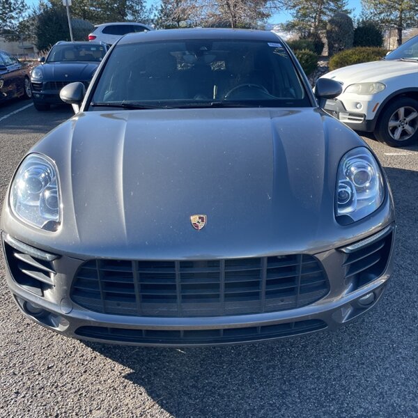 2018 Porsche Macan   - Photo 2 - Sherman Oaks, CA 91423