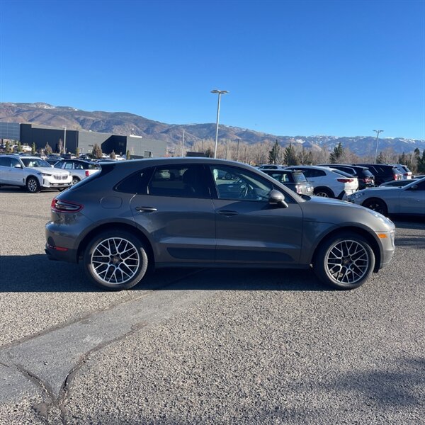 2018 Porsche Macan   - Photo 5 - Sherman Oaks, CA 91423