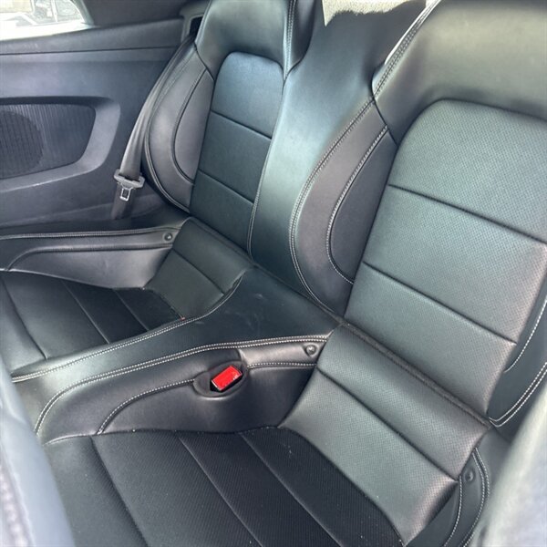 2018 Ford Mustang EcoBoost   - Photo 13 - Sherman Oaks, CA 91423