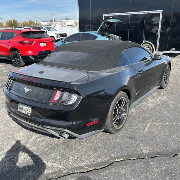 2018 Ford Mustang EcoBoost   - Photo 5 - Sherman Oaks, CA 91423