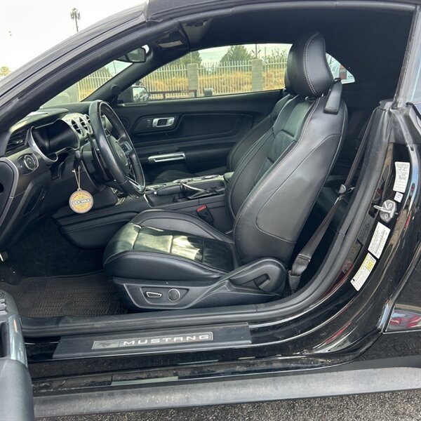 2018 Ford Mustang EcoBoost   - Photo 11 - Sherman Oaks, CA 91423