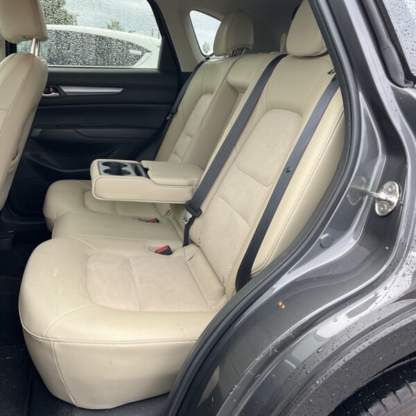 2023 Mazda CX-5 2.5 S Select   - Photo 17 - Sherman Oaks, CA 91423