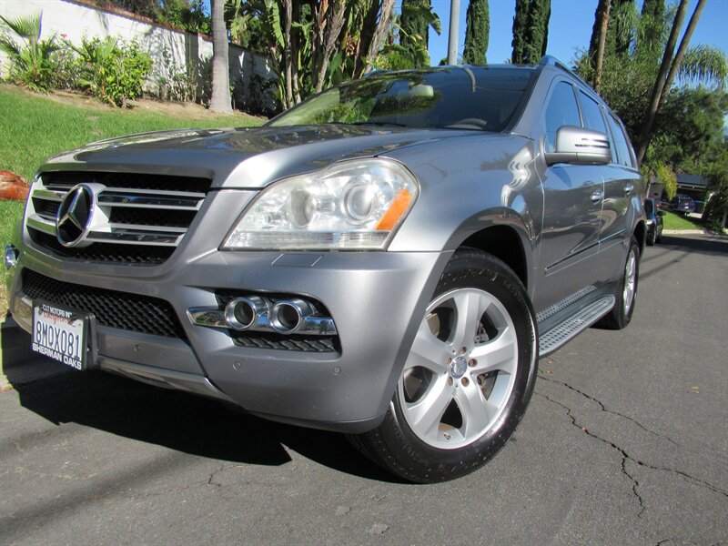 2011 Mercedes-Benz GL 450 4MATIC   - Photo 13 - Sherman Oaks, CA 91423