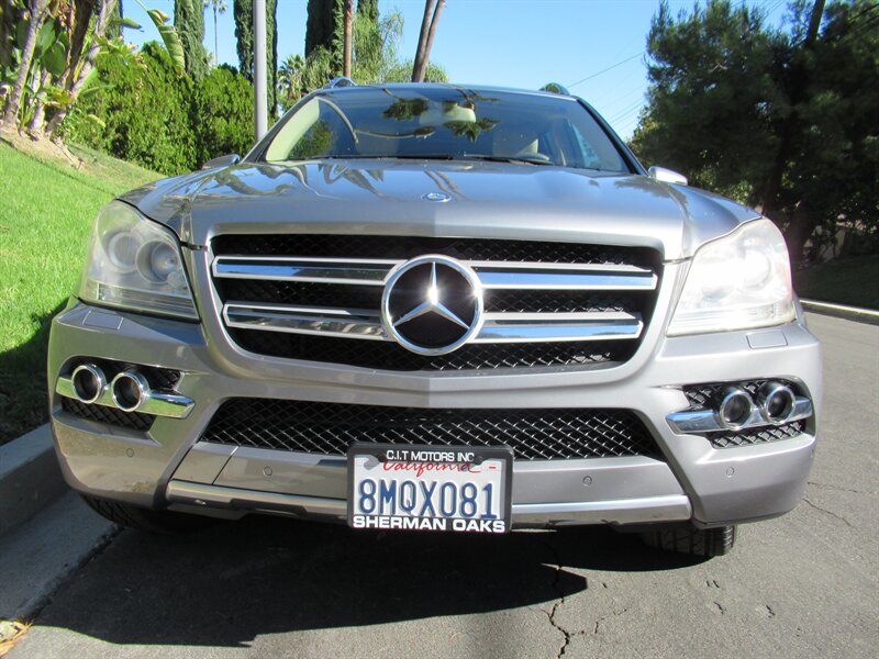 2011 Mercedes-Benz GL 450 4MATIC   - Photo 14 - Sherman Oaks, CA 91423