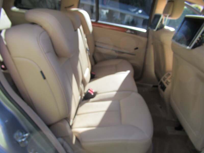 2011 Mercedes-Benz GL 450 4MATIC   - Photo 35 - Sherman Oaks, CA 91423