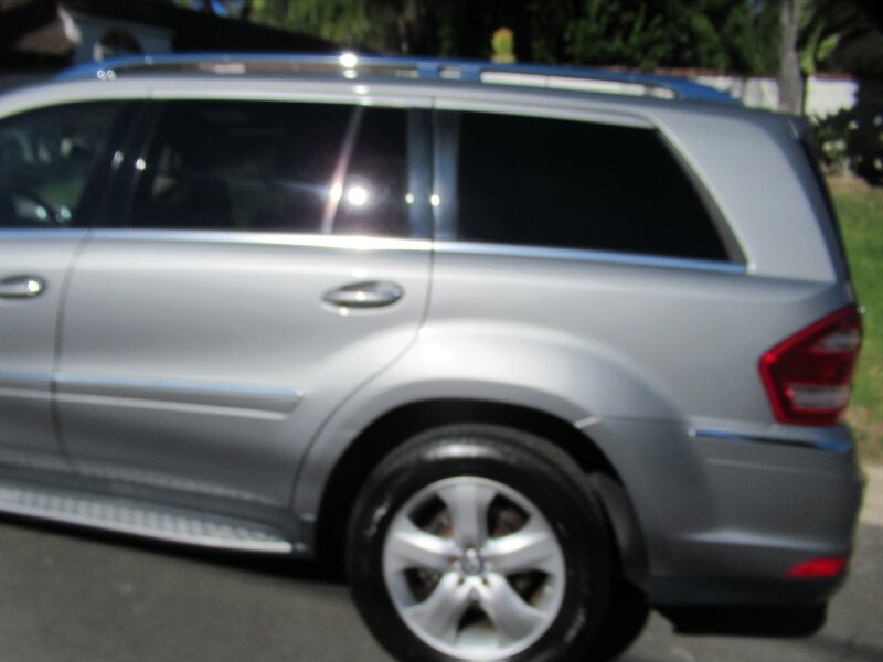 2011 Mercedes-Benz GL 450 4MATIC   - Photo 44 - Sherman Oaks, CA 91423