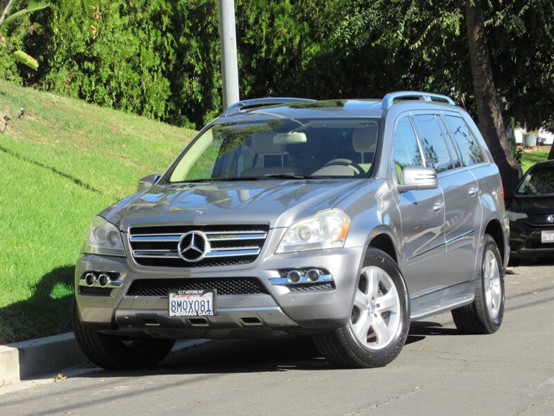 2011 Mercedes-Benz GL 450 4MATIC   - Photo 2 - Sherman Oaks, CA 91423