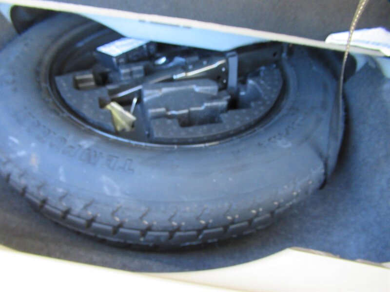 2011 Mercedes-Benz GL 450 4MATIC   - Photo 34 - Sherman Oaks, CA 91423