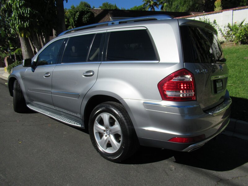 2011 Mercedes-Benz GL 450 4MATIC   - Photo 5 - Sherman Oaks, CA 91423