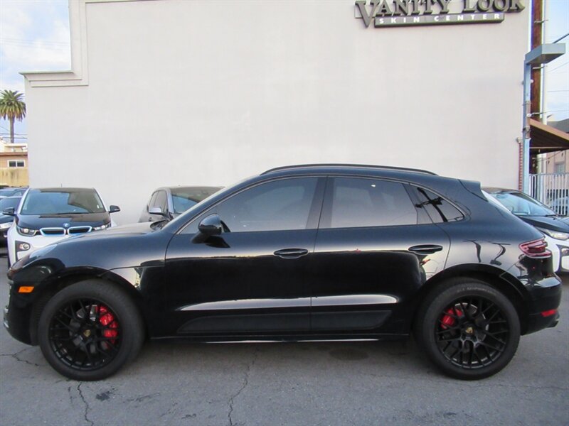 2018 Porsche Macan GTS   - Photo 9 - Sherman Oaks, CA 91423