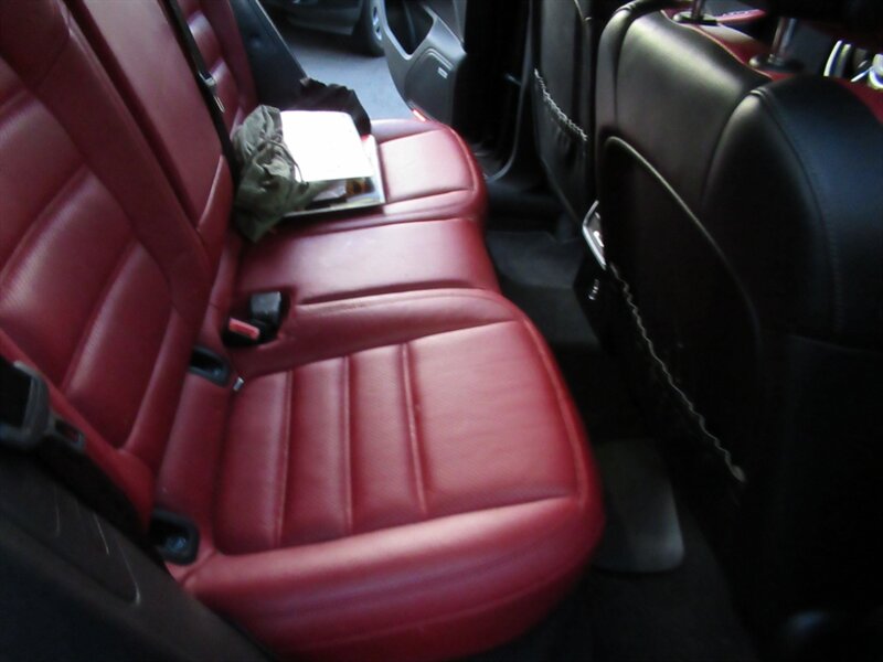 2018 Porsche Macan GTS   - Photo 20 - Sherman Oaks, CA 91423