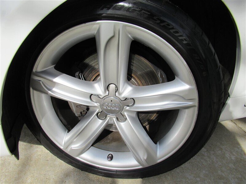 2010 Audi TT 2.0T quattro Premium   - Photo 11 - Sherman Oaks, CA 91423