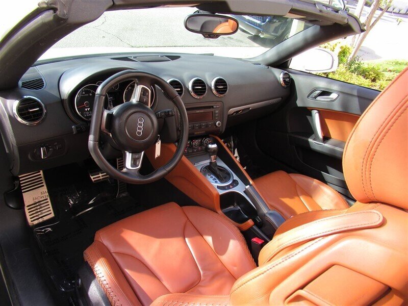 2010 Audi TT 2.0T quattro Premium   - Photo 15 - Sherman Oaks, CA 91423