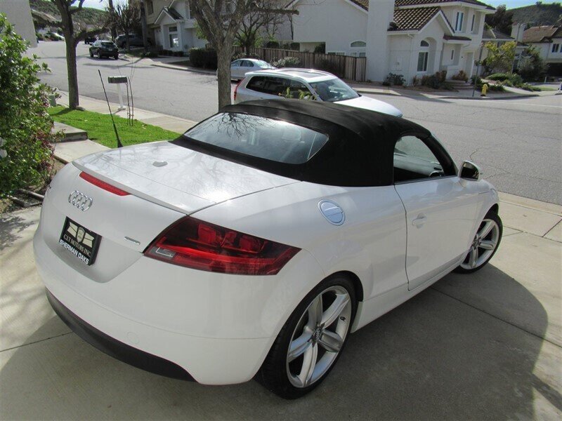 2010 Audi TT 2.0T quattro Premium   - Photo 38 - Sherman Oaks, CA 91423