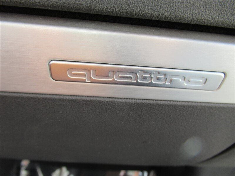 2010 Audi TT 2.0T quattro Premium   - Photo 25 - Sherman Oaks, CA 91423