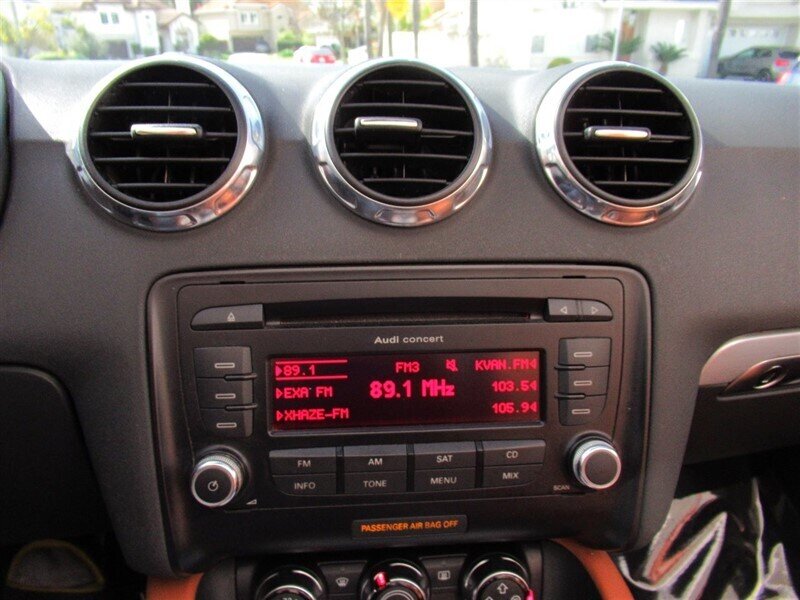 2010 Audi TT 2.0T quattro Premium   - Photo 19 - Sherman Oaks, CA 91423