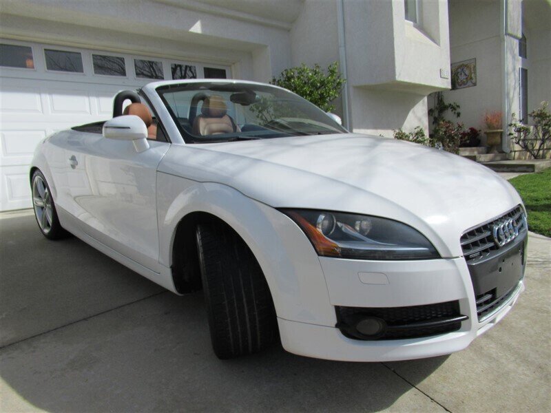 2010 Audi TT 2.0T quattro Premium   - Photo 9 - Sherman Oaks, CA 91423