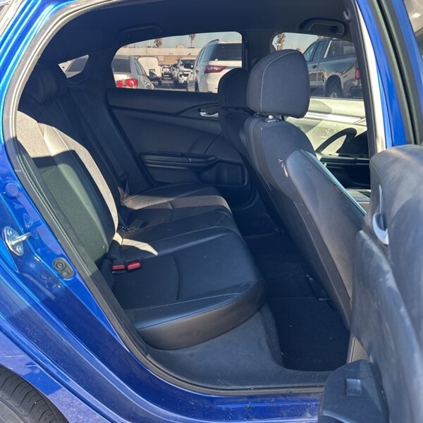 2020 Honda Civic Sport   - Photo 14 - Sherman Oaks, CA 91423