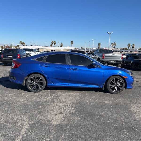 2020 Honda Civic Sport   - Photo 8 - Sherman Oaks, CA 91423