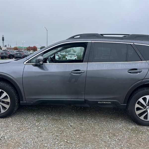2022 Subaru Outback Premium   - Photo 10 - Sherman Oaks, CA 91423