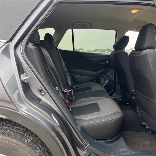 2022 Subaru Outback Premium   - Photo 17 - Sherman Oaks, CA 91423